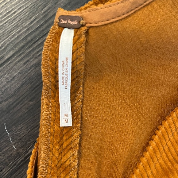 Free People - Picture 2 of 5